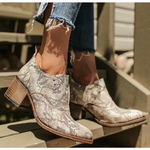 Freebird Sadie Leather Snake Ankle Python Print Booties 8 Cowgirl Western Boots